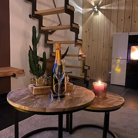 Maisonnette Les Garages