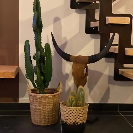 بيت للعطل Maisonnette Les Garages *