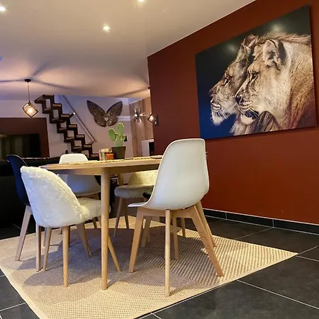 Maisonnette Les Garages *