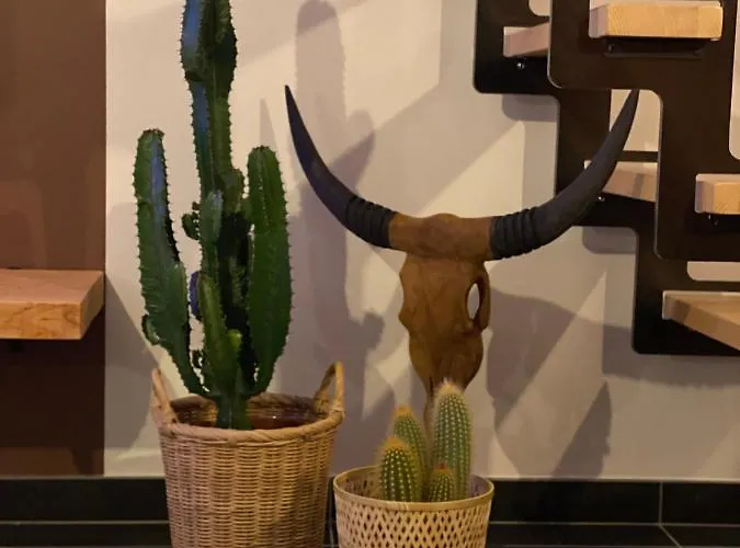 Holiday home Maisonnette Les Garages *