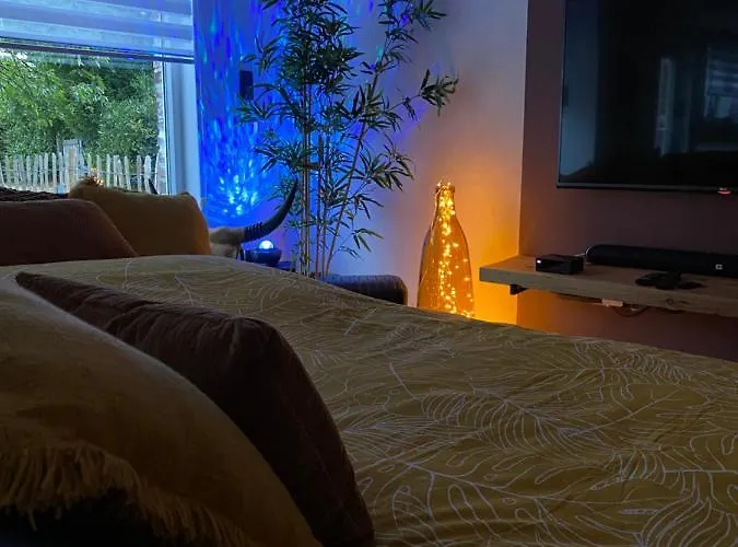 Maisonnette Les Garages Hébergement de vacances